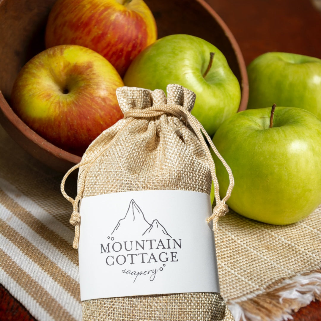 Country Apple Sachet