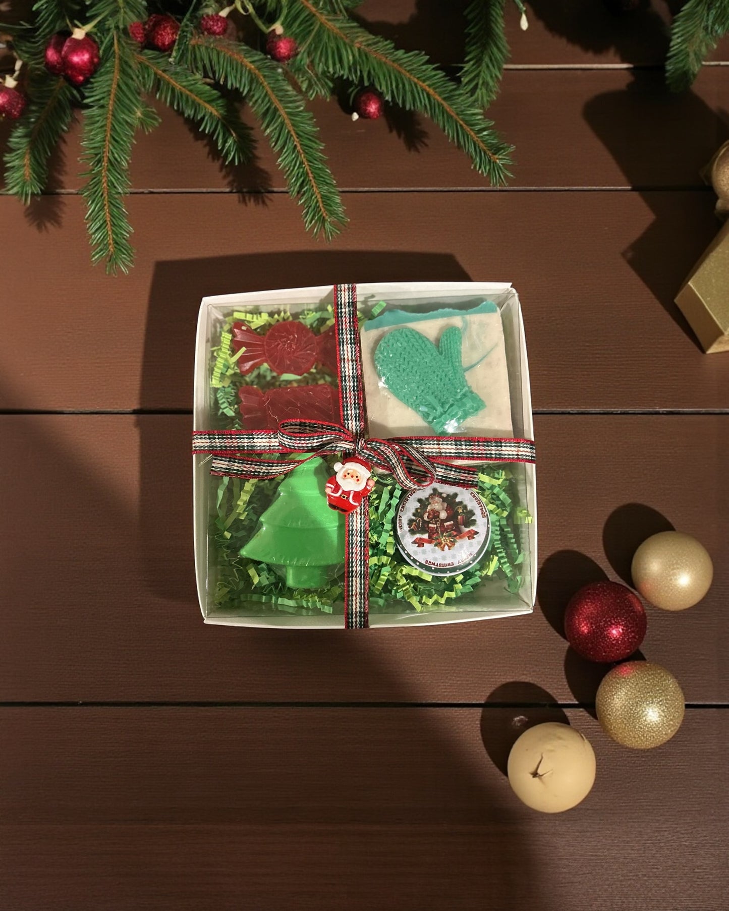 Cozy Christmas Collection Gift Box