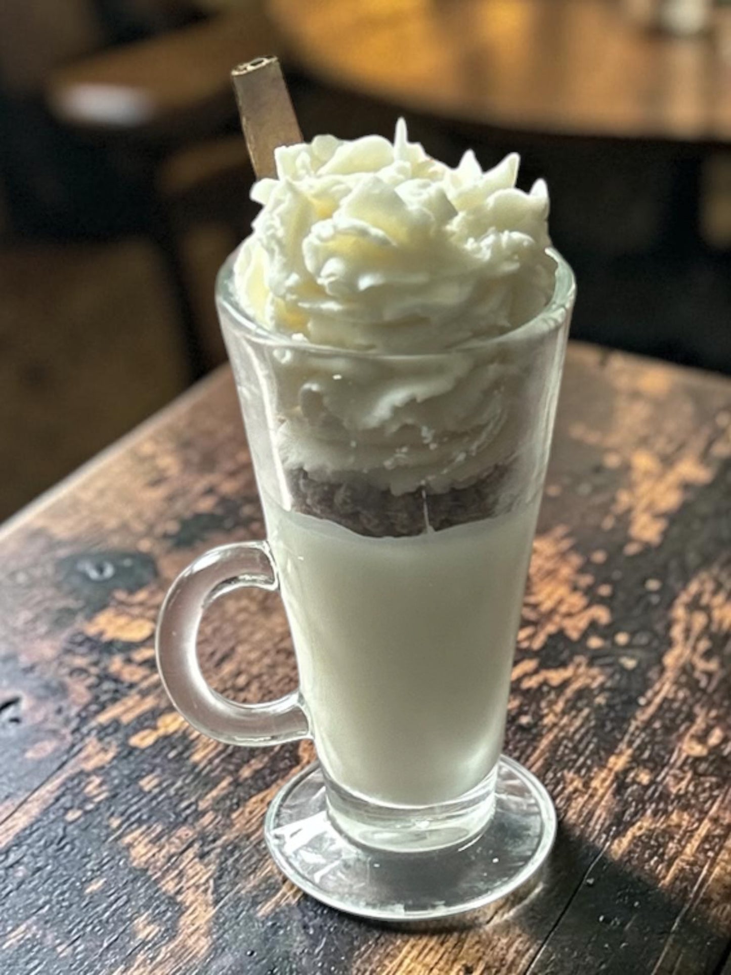 Country Apple Crumble Latte Candle