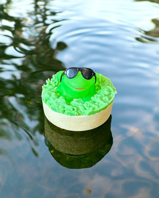 Glow in the Dark Cool Snoop-Frog Soap