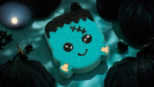 Frankenstein Bath Bomb with Embeds
